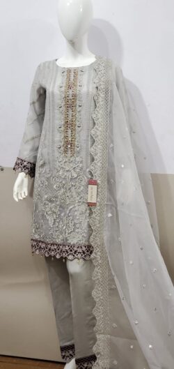 Gary embroidery dress with embroidery style