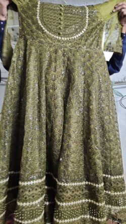 Green embroidery dress with sequences and embroidery style